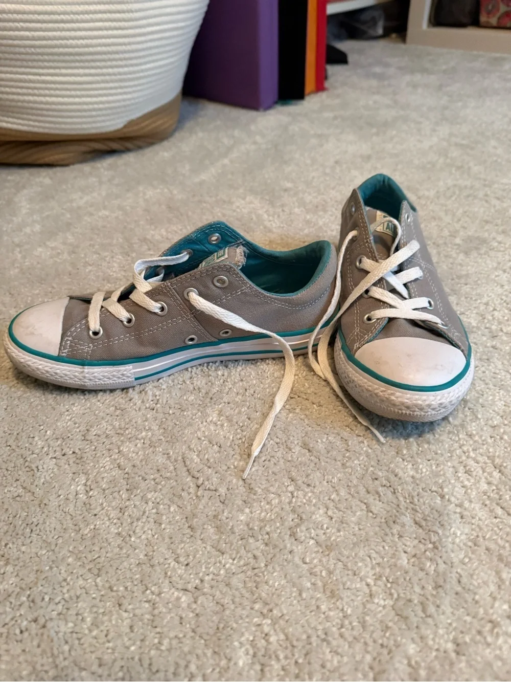 Converse Kids Low Top Sneakers in Gray with Teal Trim